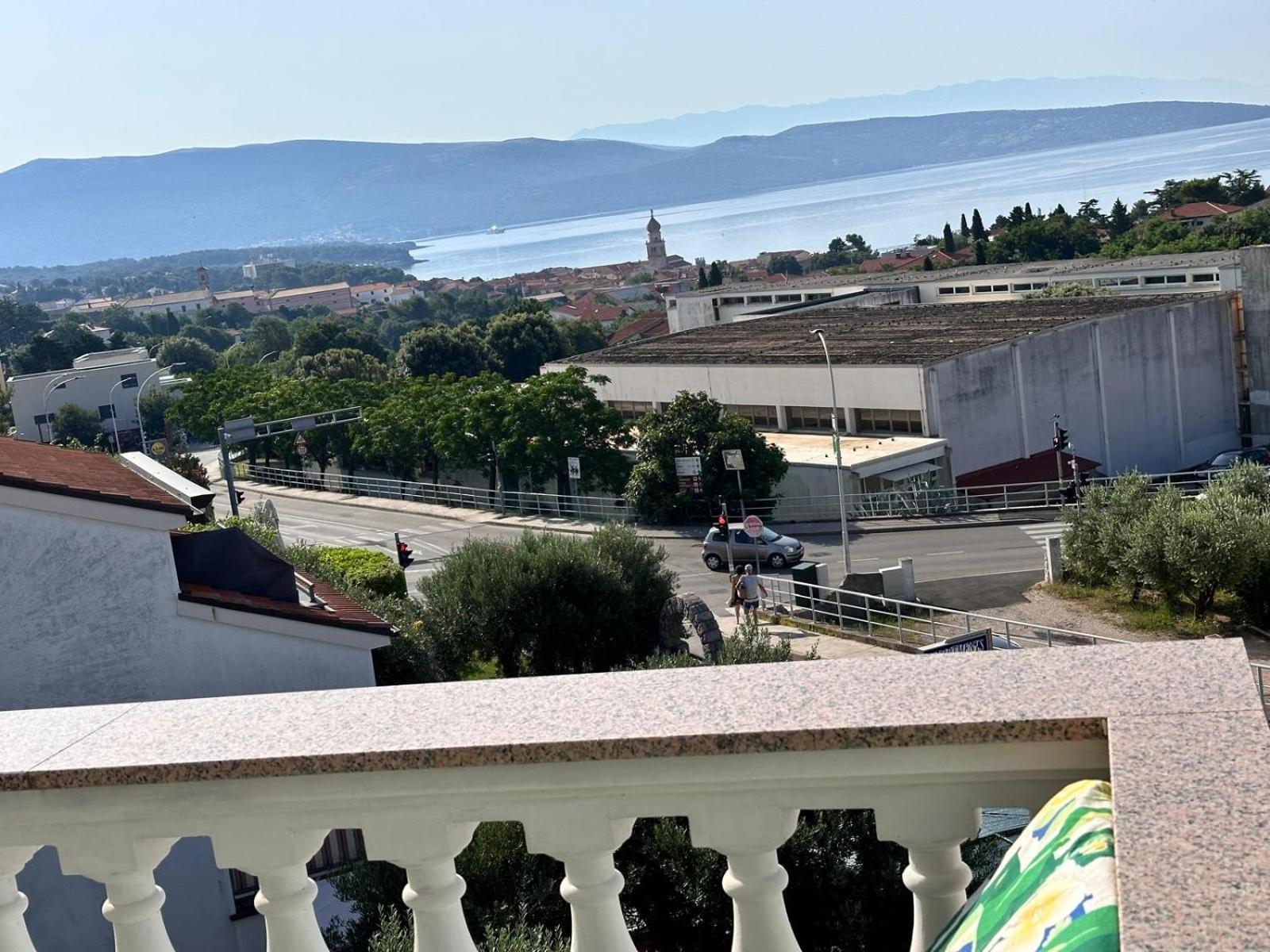 Apartmani Djurda Крк Екстер'єр фото