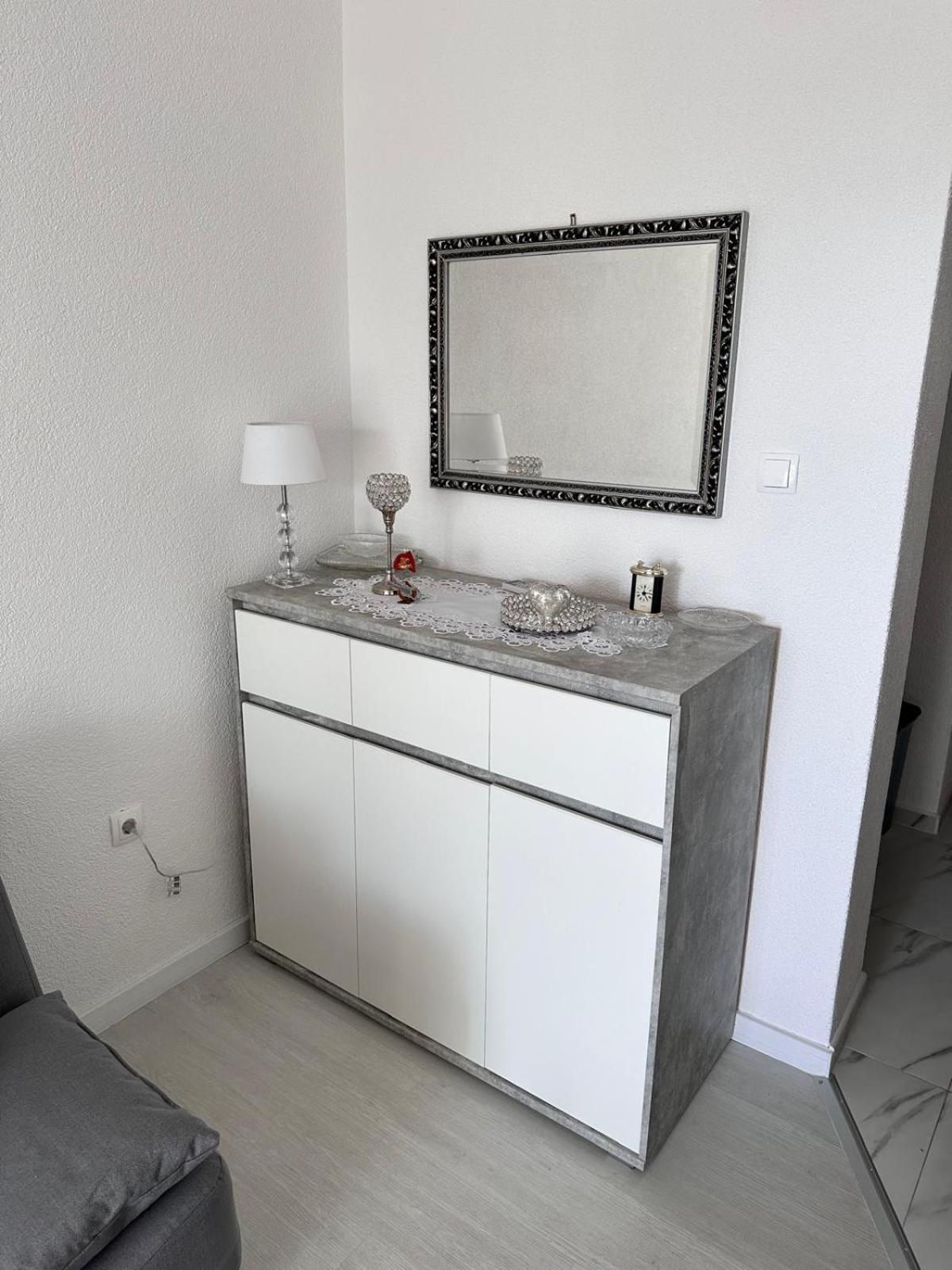 Apartmani Djurda Крк Екстер'єр фото
