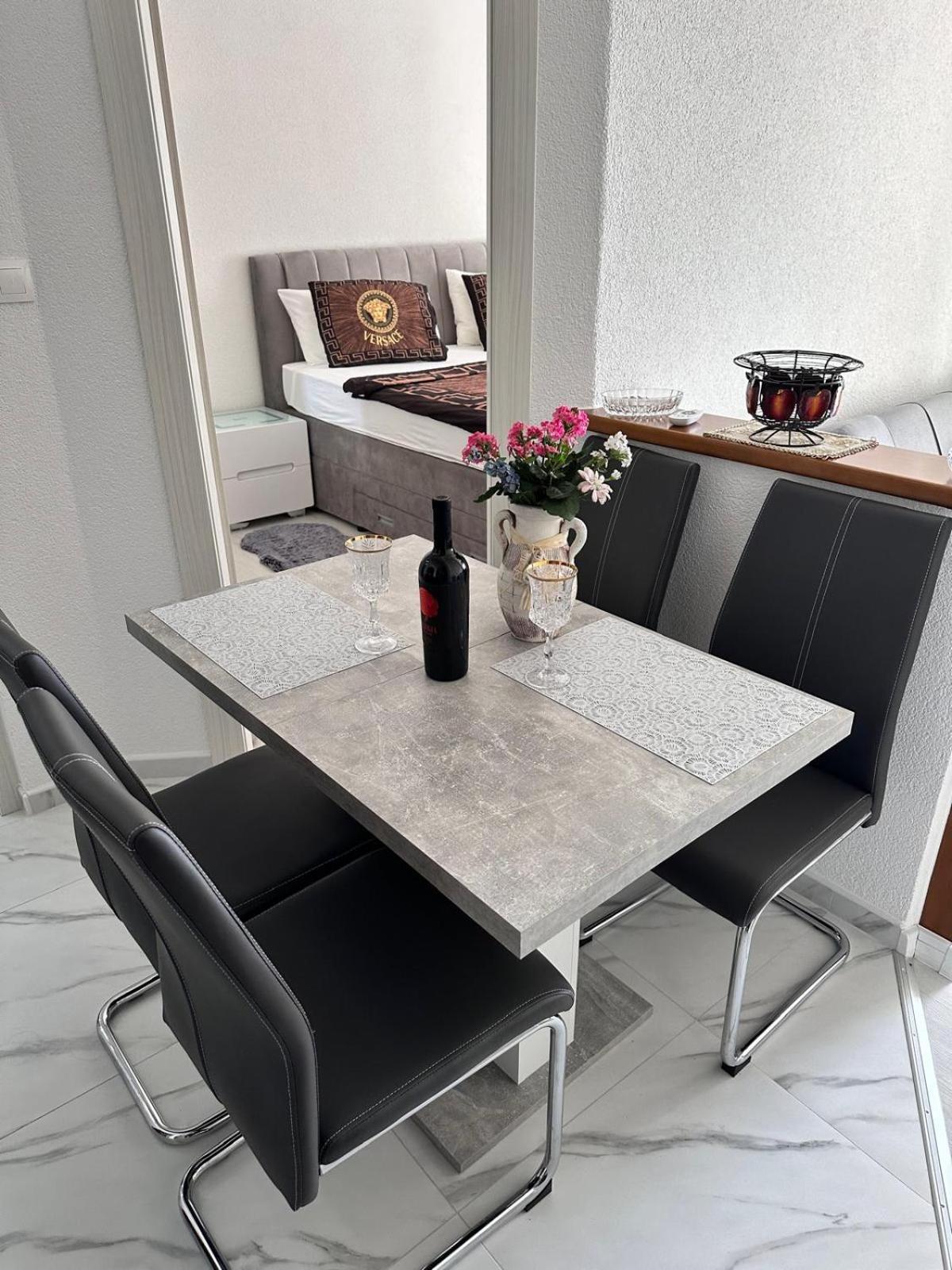 Apartmani Djurda Крк Екстер'єр фото